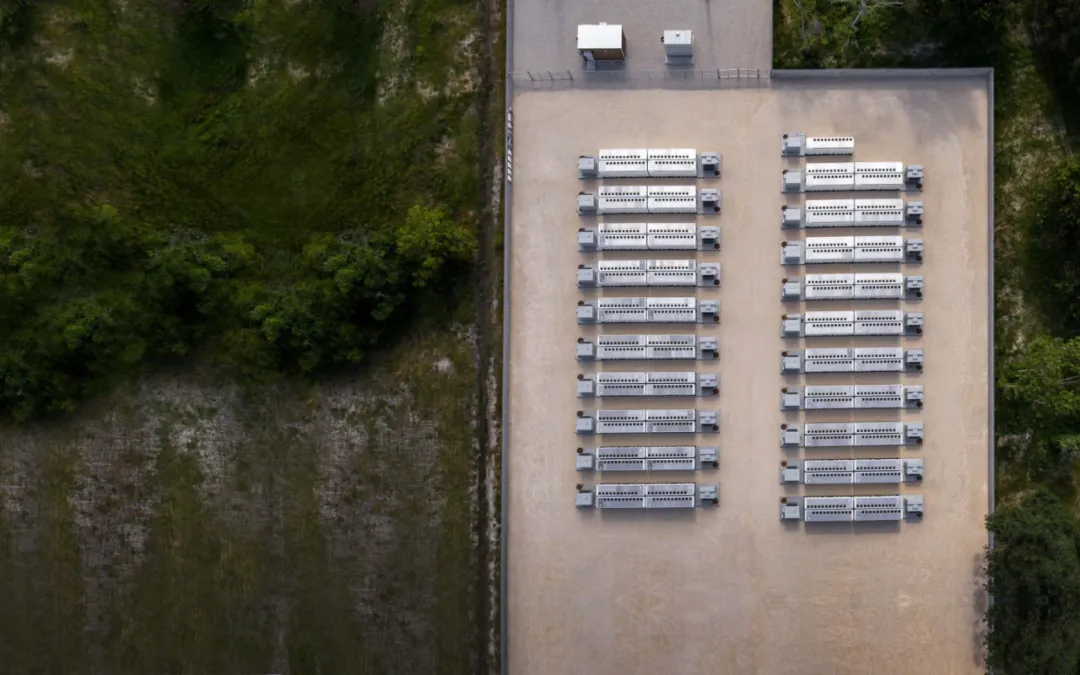 特斯拉十周年：上海储能超等工厂开工，规划年产1万台商用储能电池